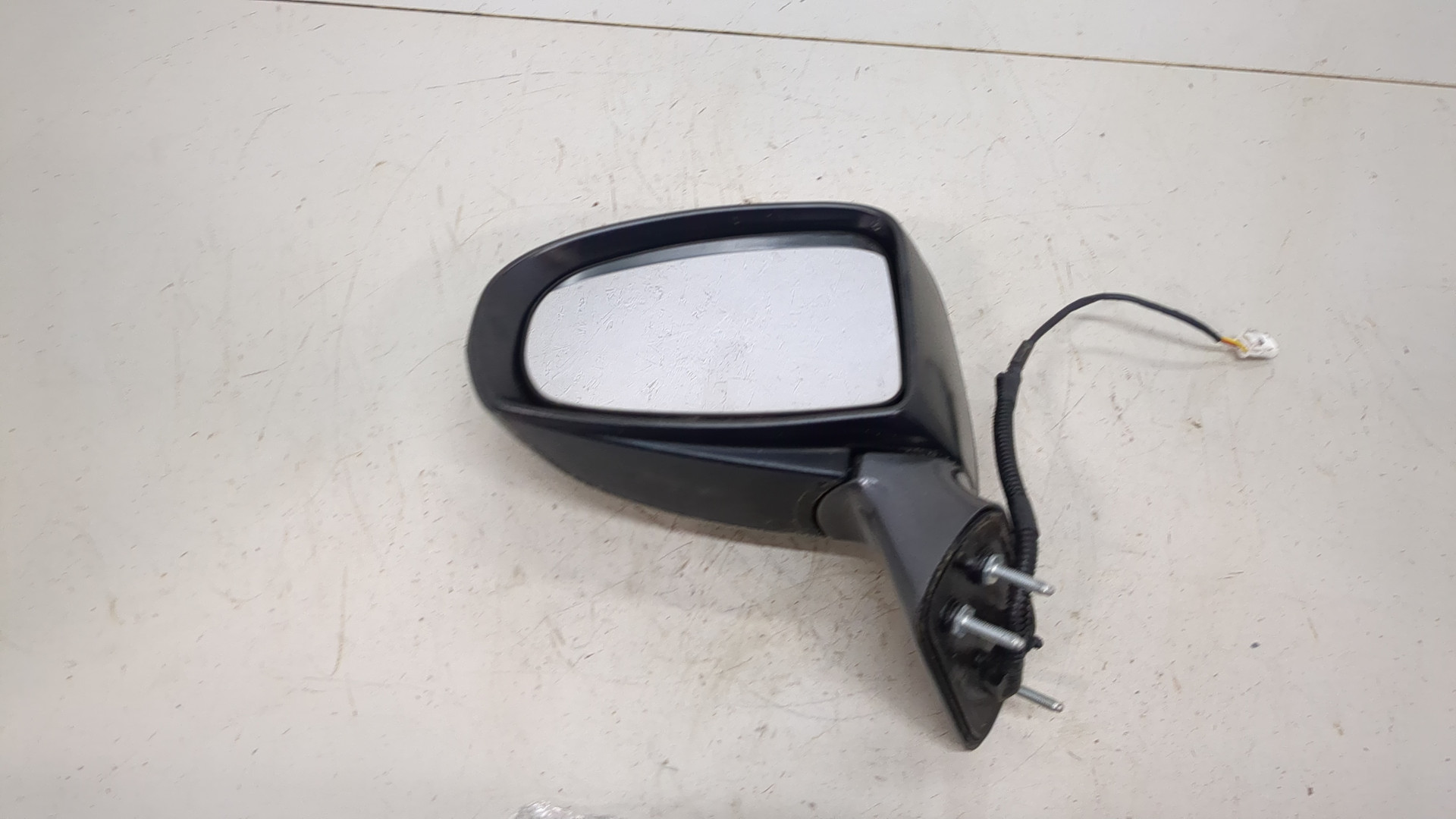 Зеркало левое электрическое