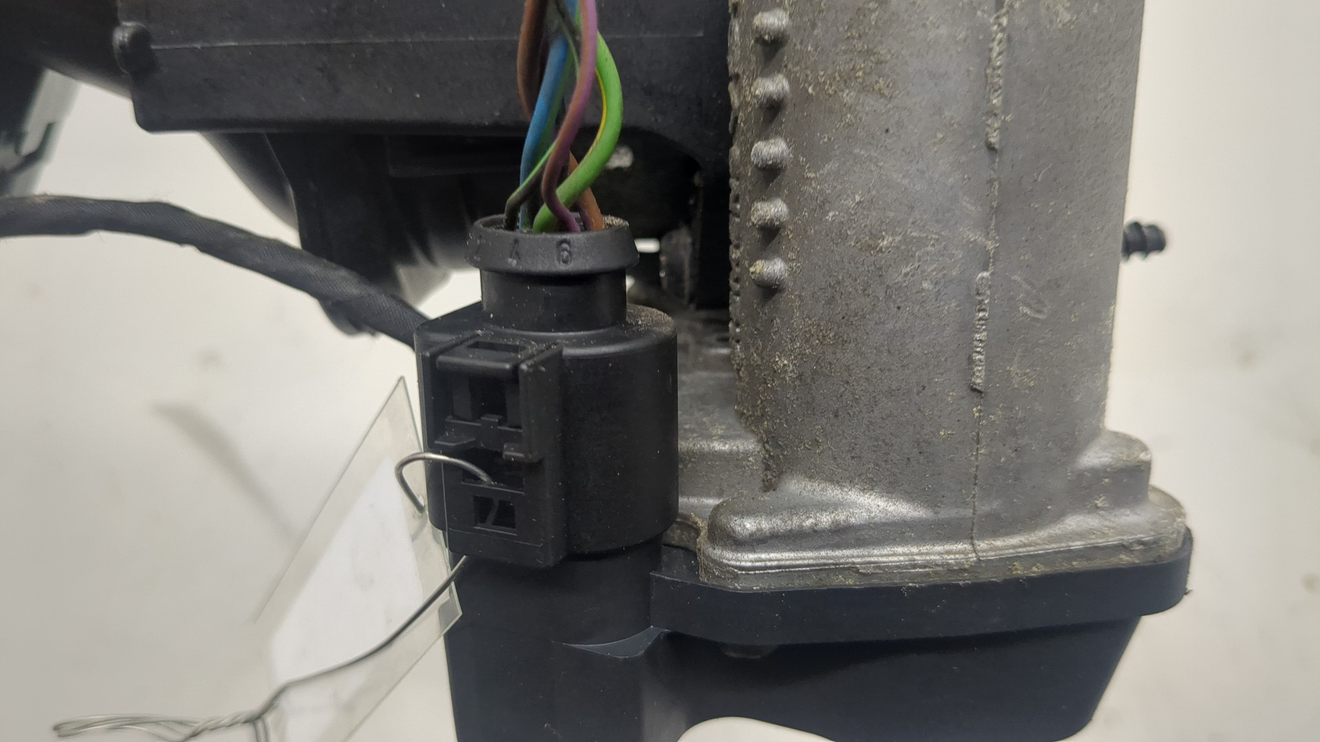 Заслонка дроссельная электрическая