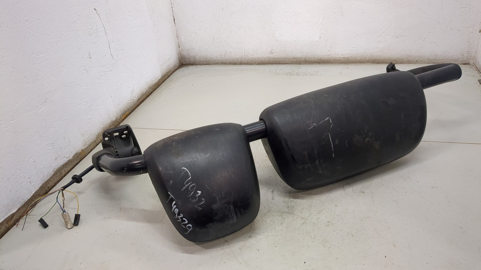 Зеркало левое электрическое