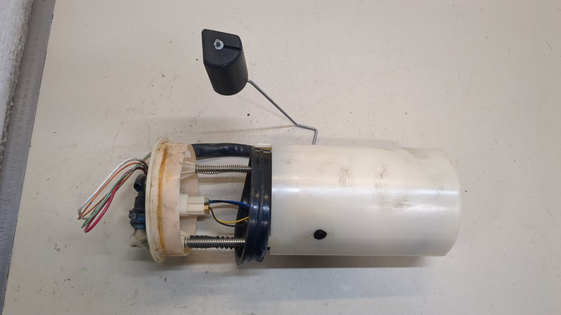 Насос топливный электрический