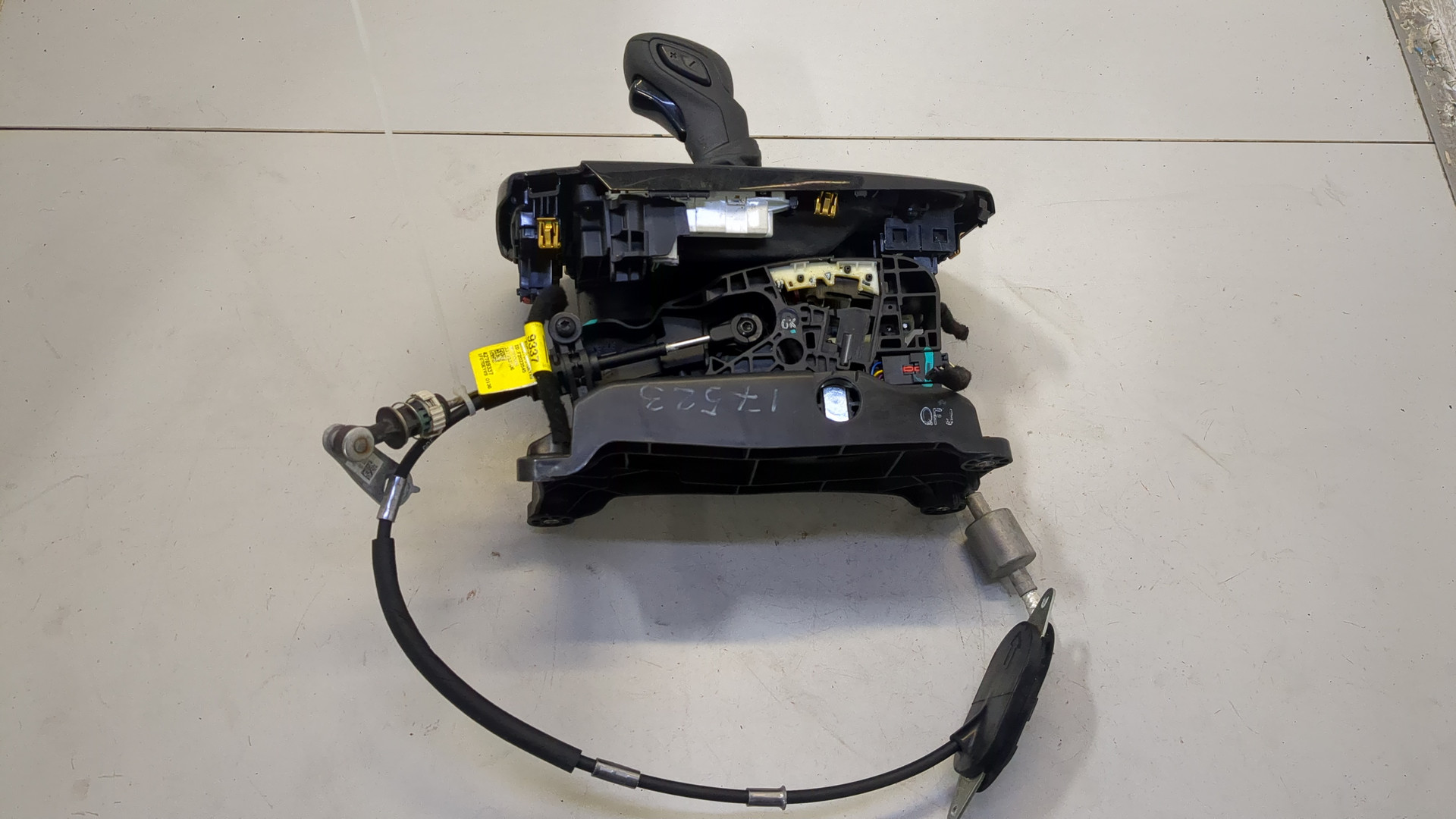 Кулиса МКПП / АКПП