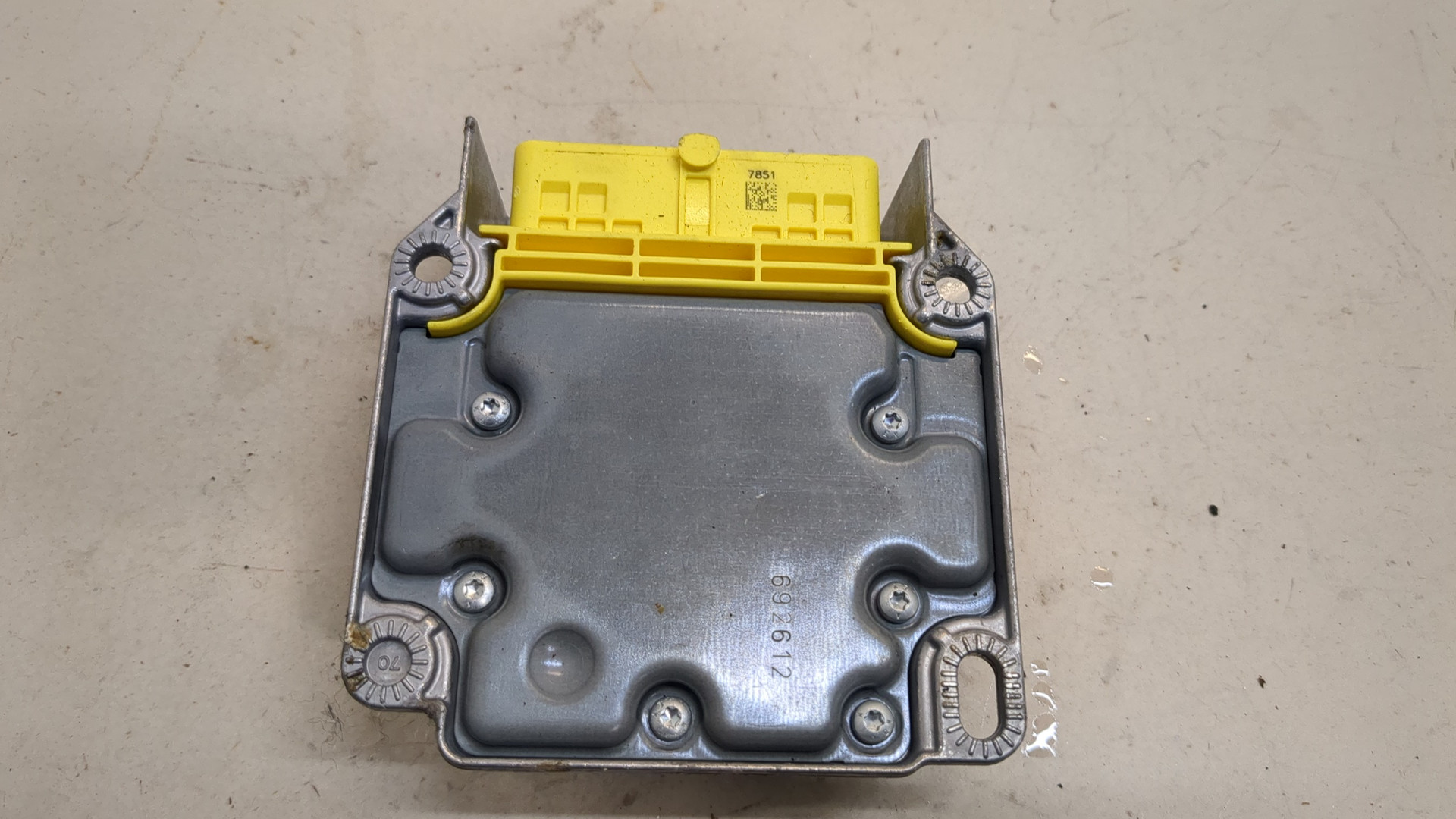 Блок управления подушек безопасности (AIR BAG)