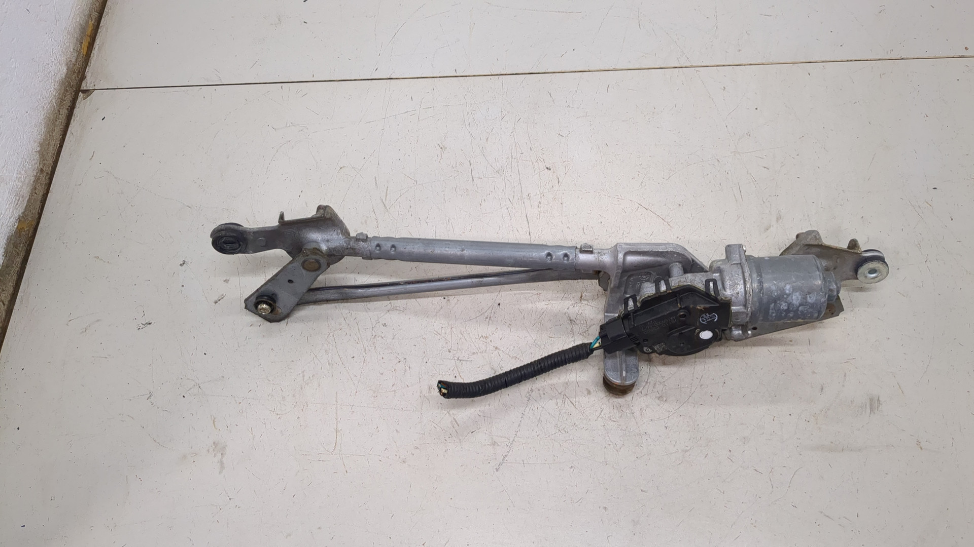 Трапеция стеклоочистителей