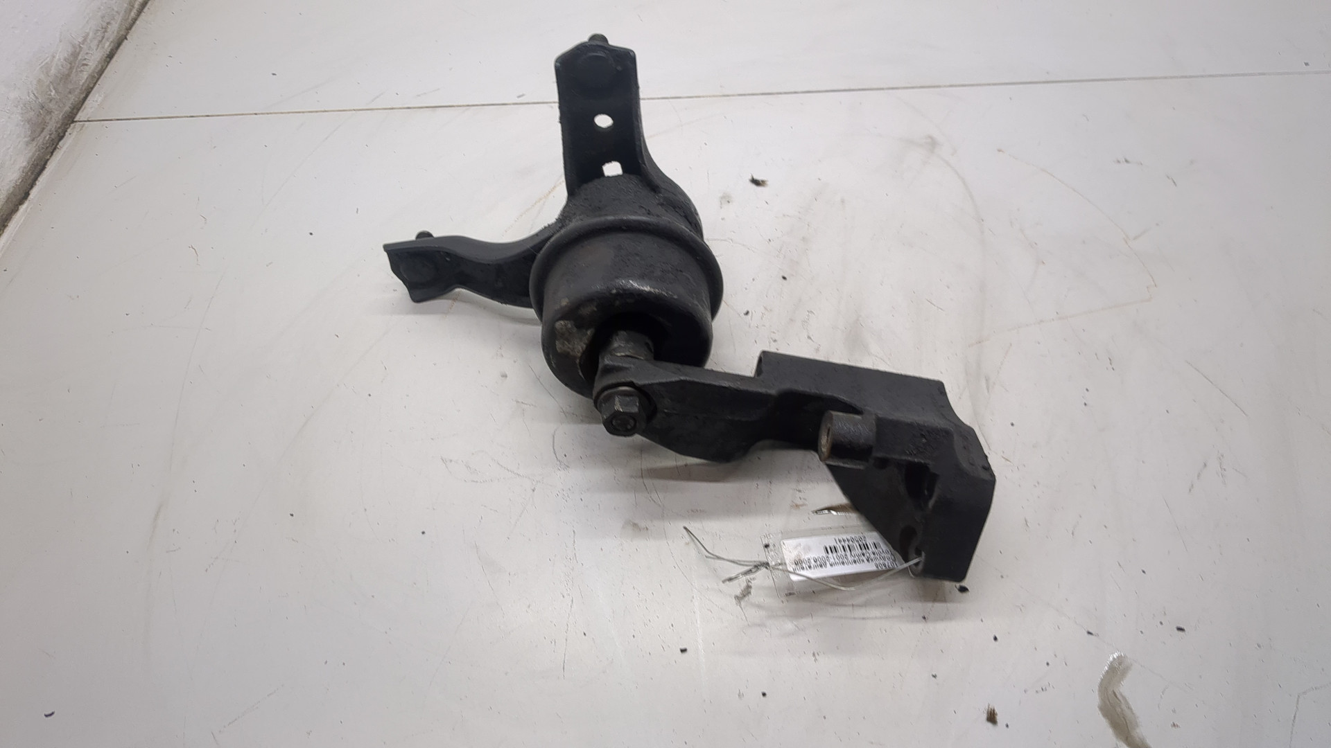 Опора двигателя