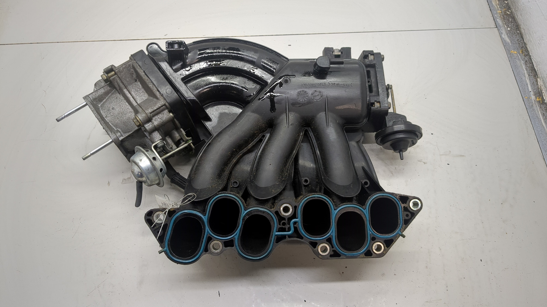 Коллектор впускной