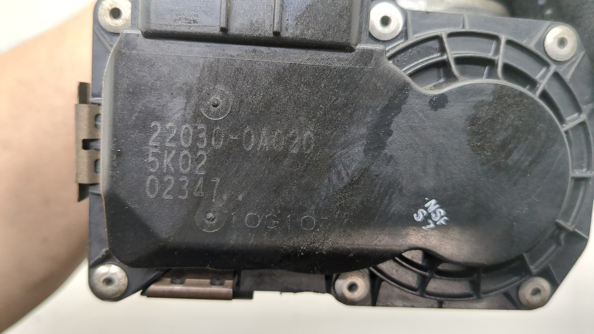 Заслонка дроссельная электрическая