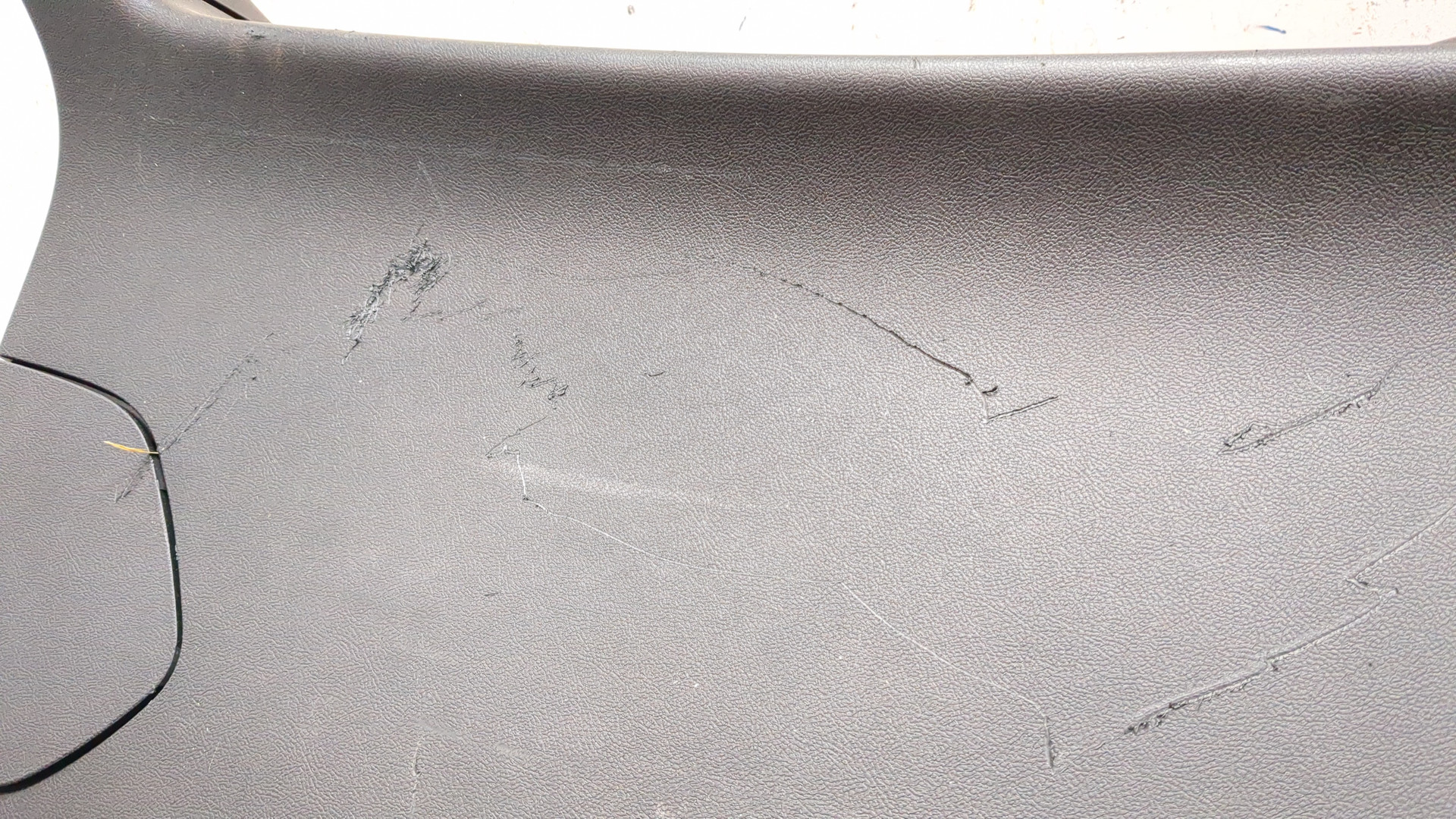 Дверь багажника