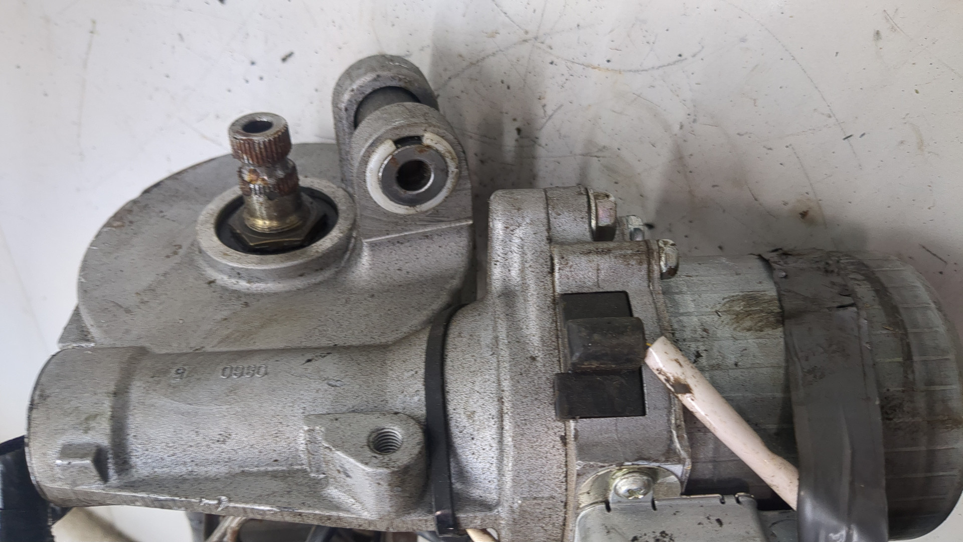 Серводвигатель рулевой рейки