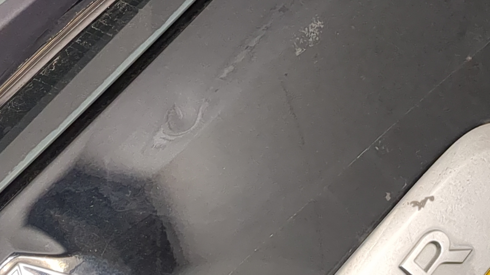 Дверь багажника