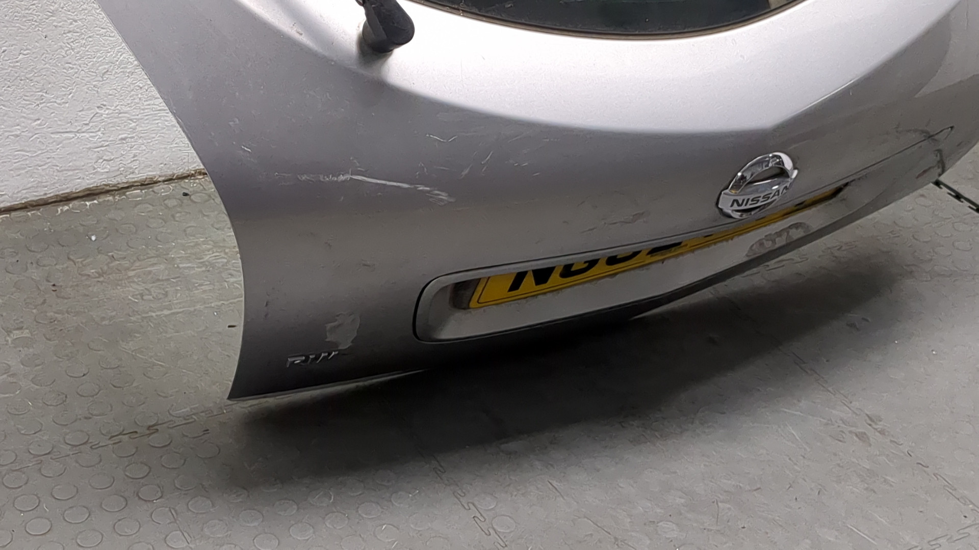 Дверь багажника