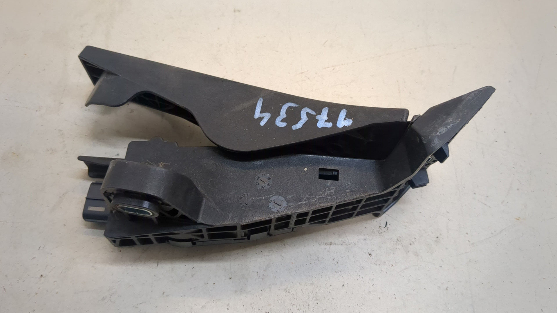 Педаль газа