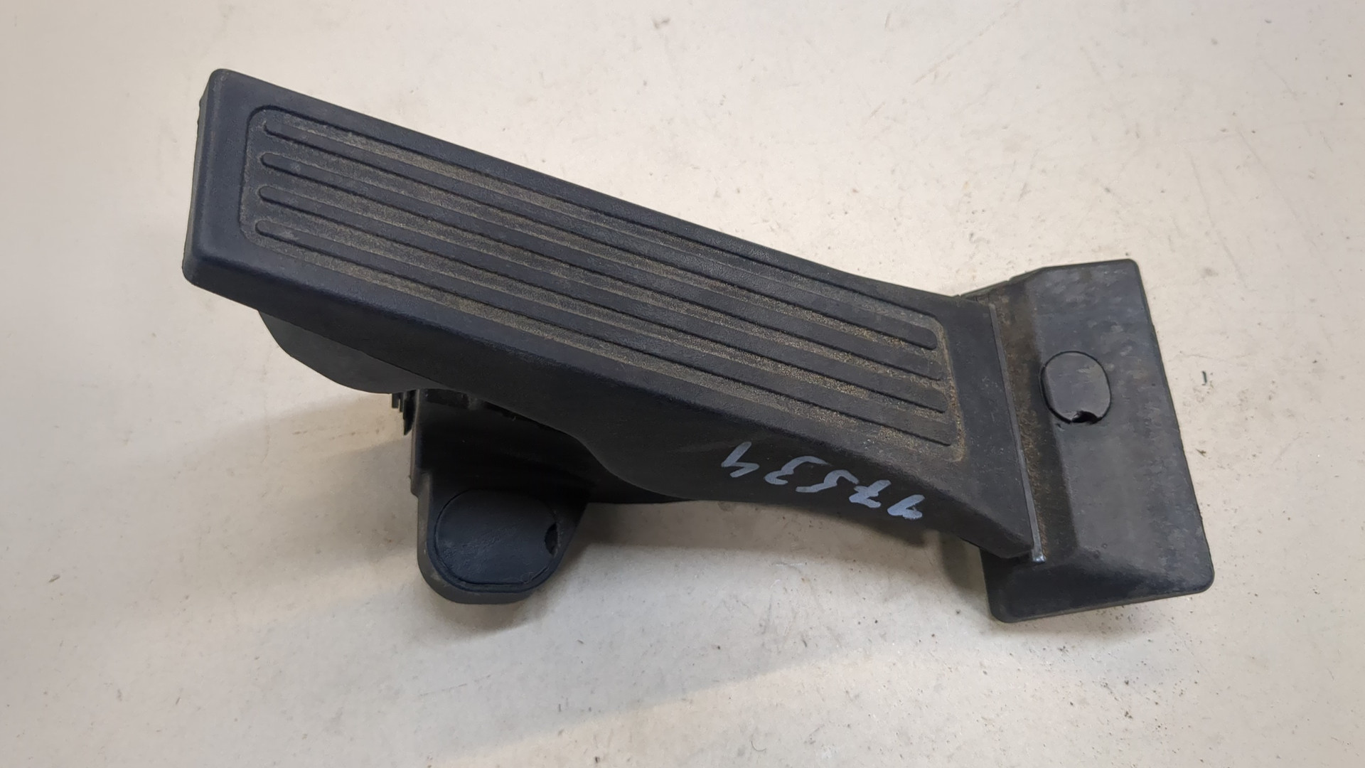 Педаль газа