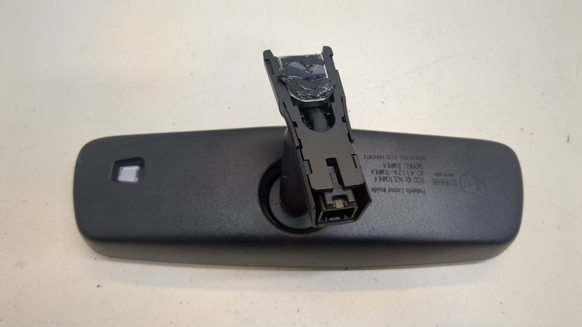 Зеркало заднего вида