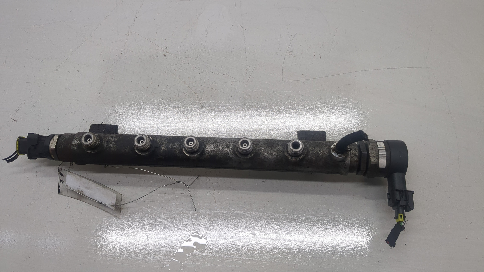 Рейка топливная (рампа)