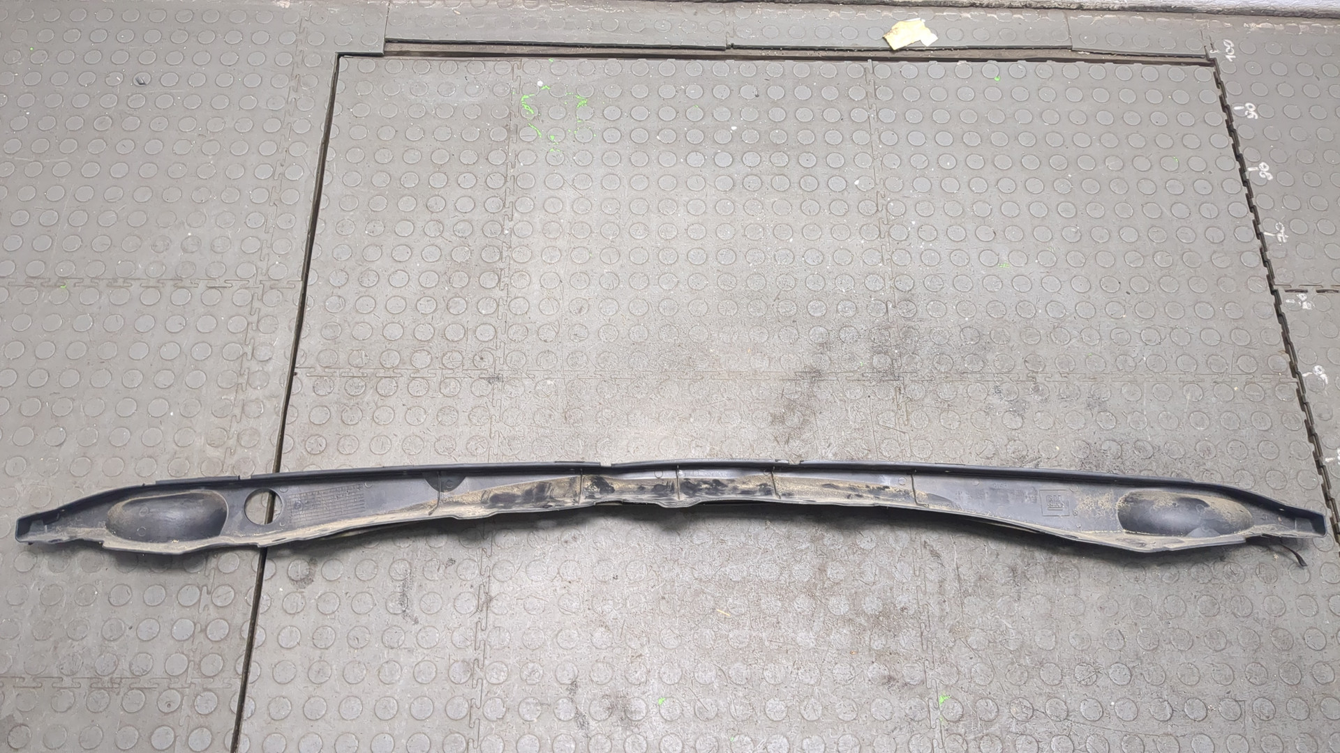 Решетка стеклоочистителей (Жабо)