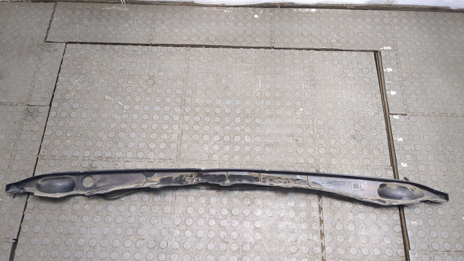 Решетка стеклоочистителей (Жабо)