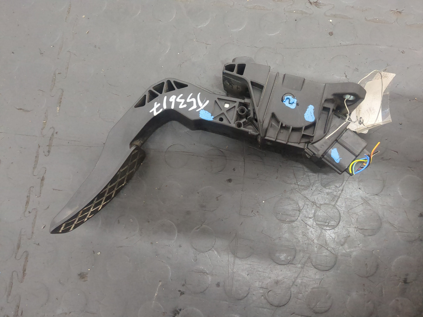 Педаль газа