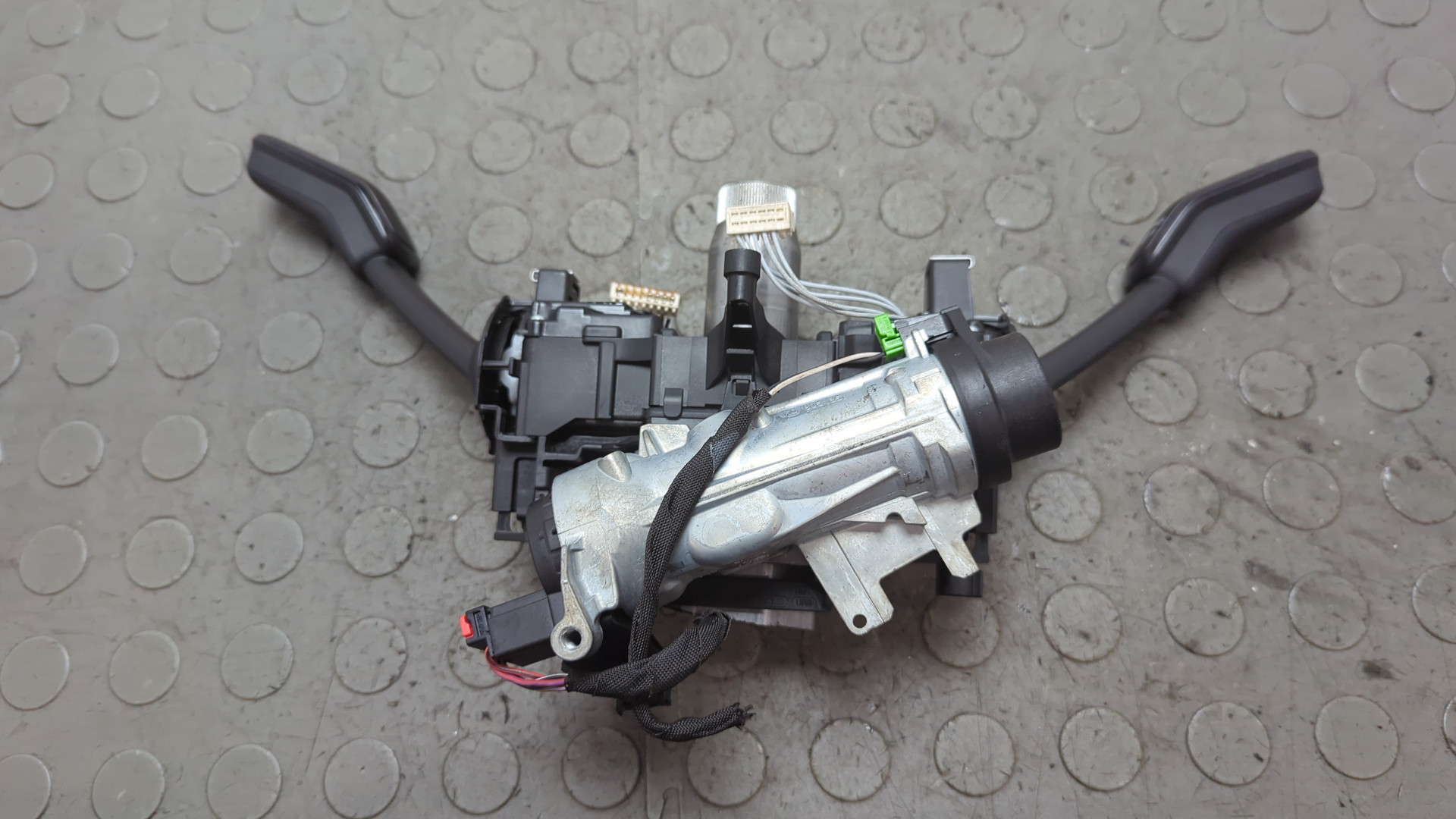 Переключатель подрулевой