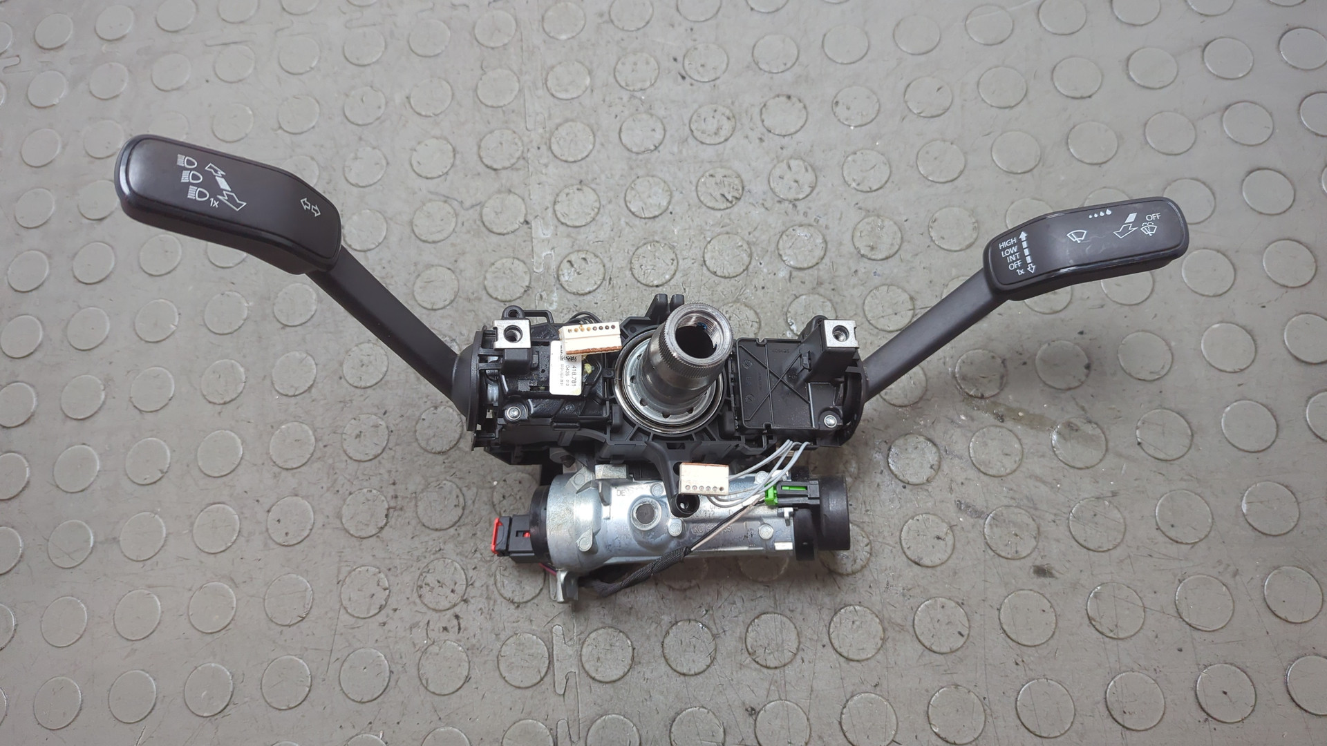 Переключатель подрулевой