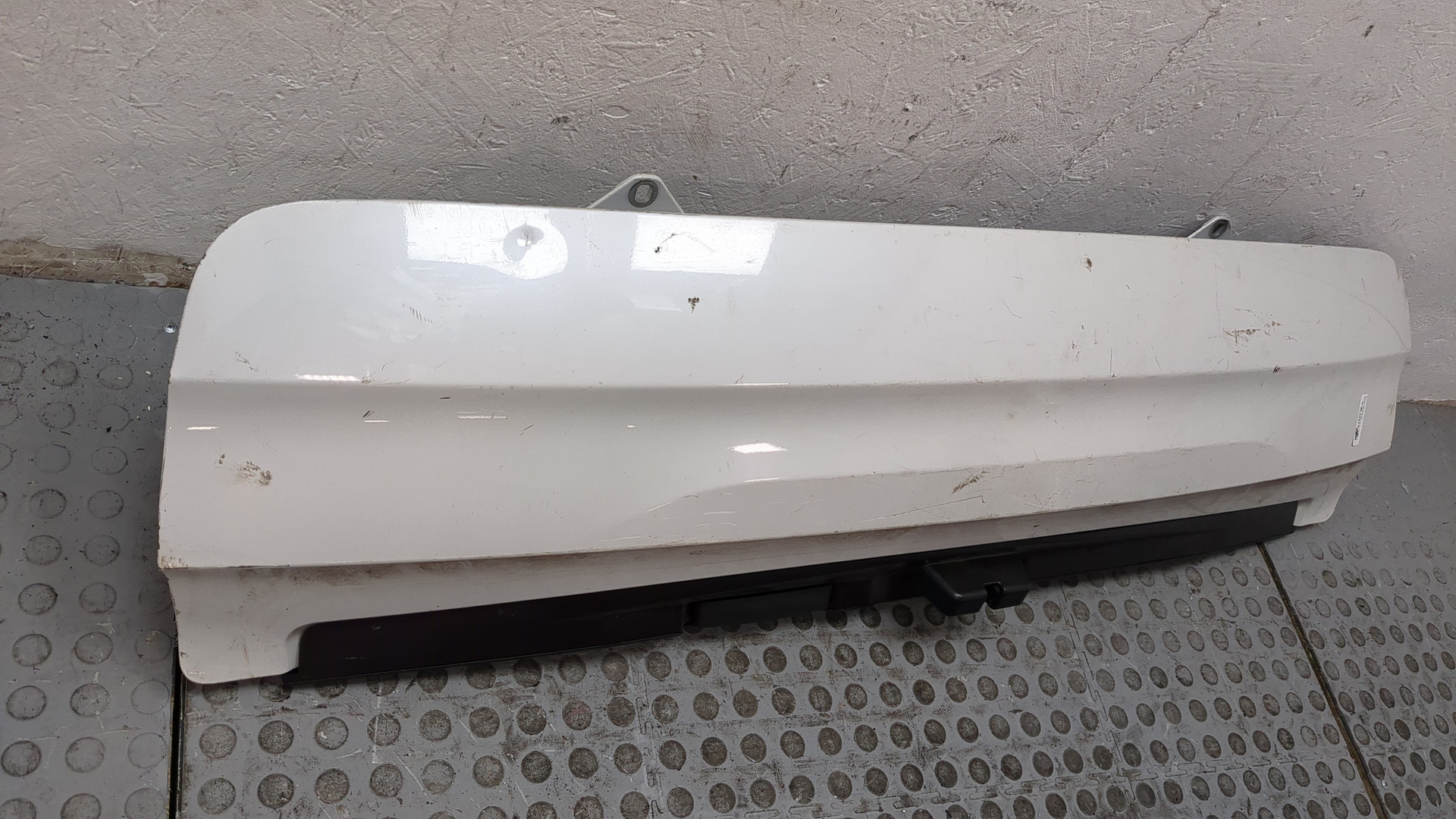 Дверь багажника нижняя (борт)