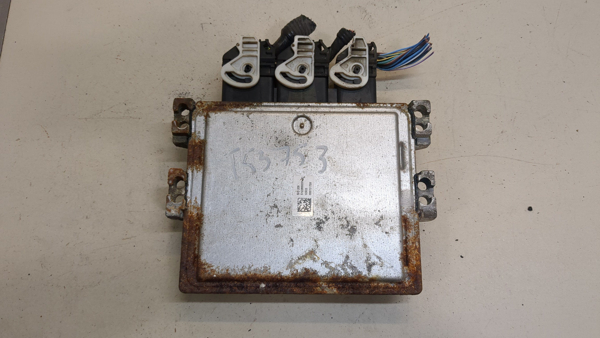 Блок управления двигателем