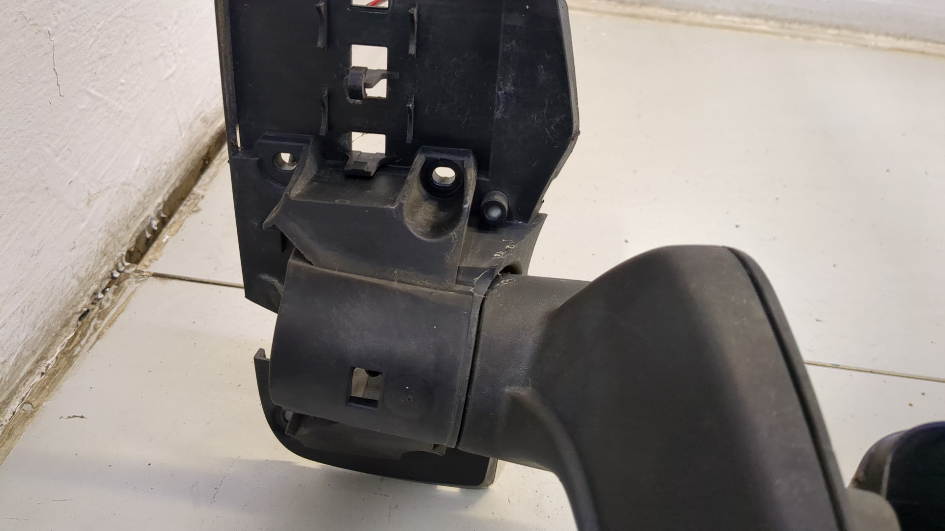 Зеркало левое электрическое