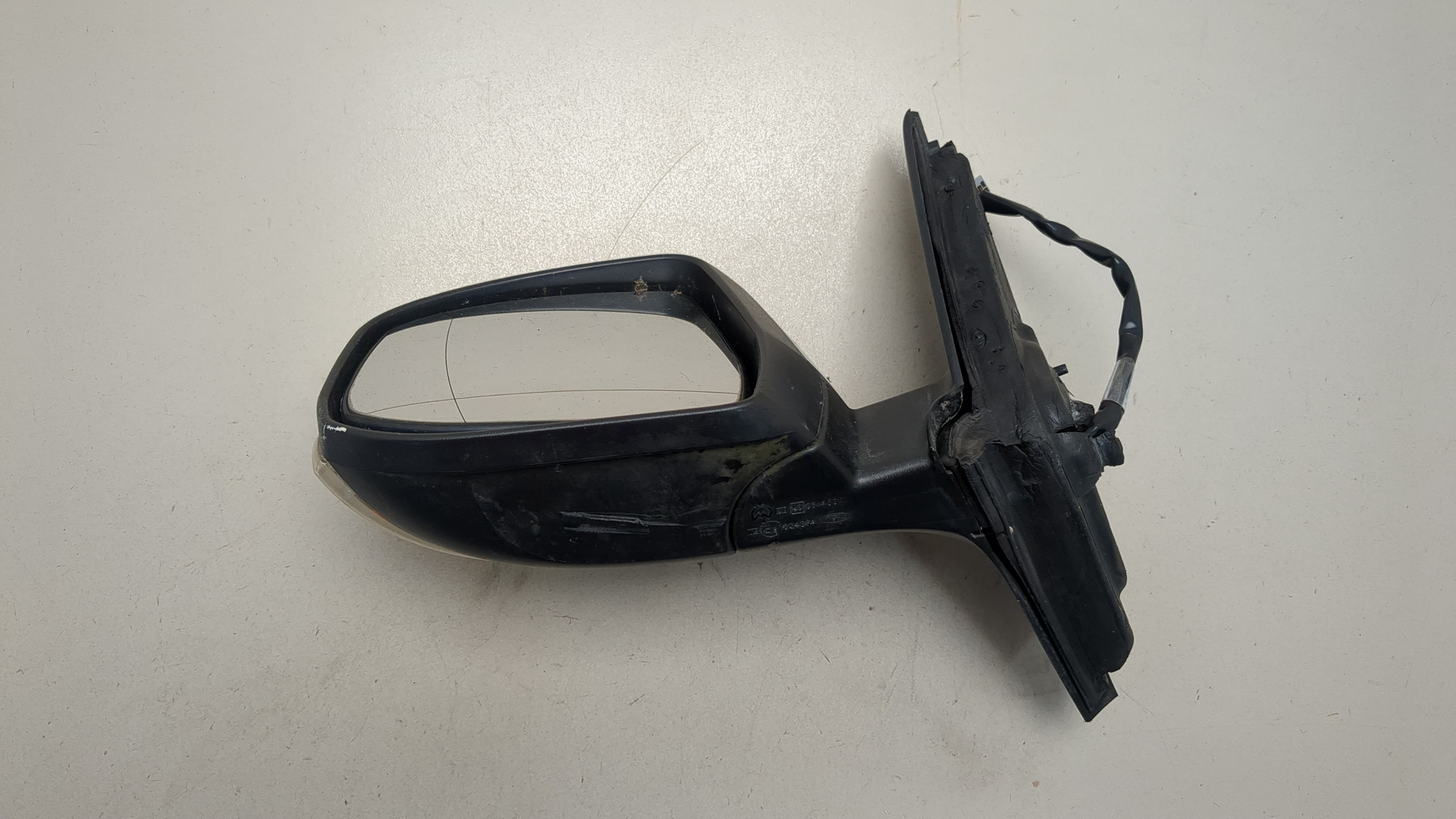 Зеркало левое электрическое