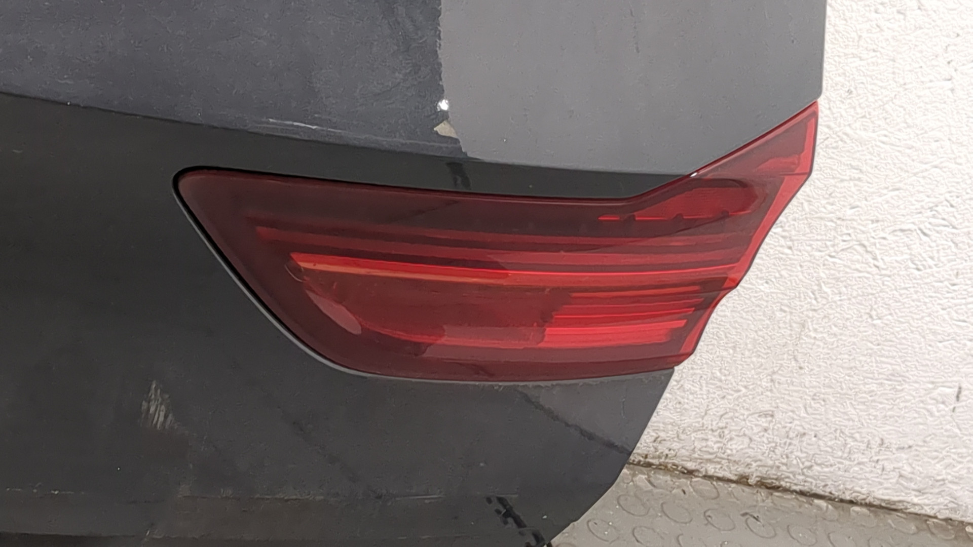 Дверь багажника