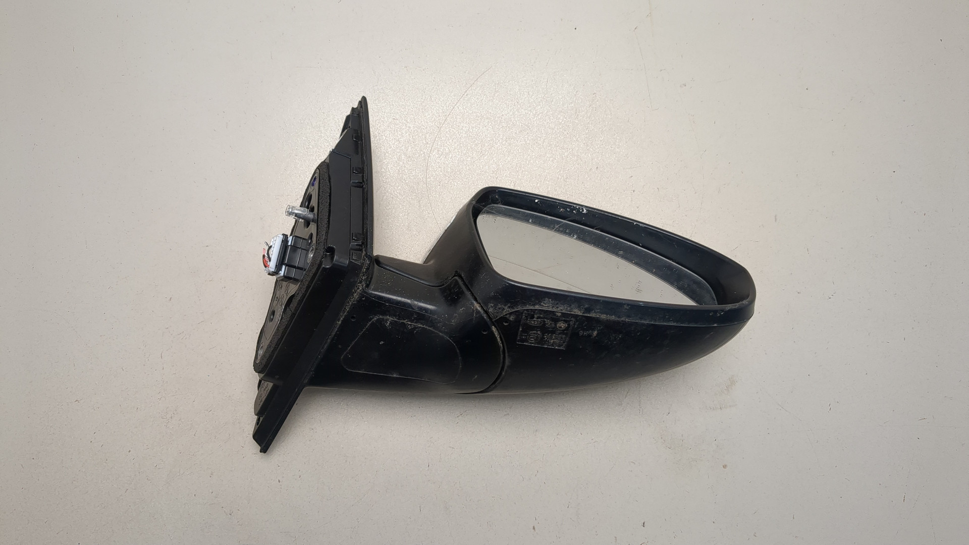 Зеркало правое электрическое