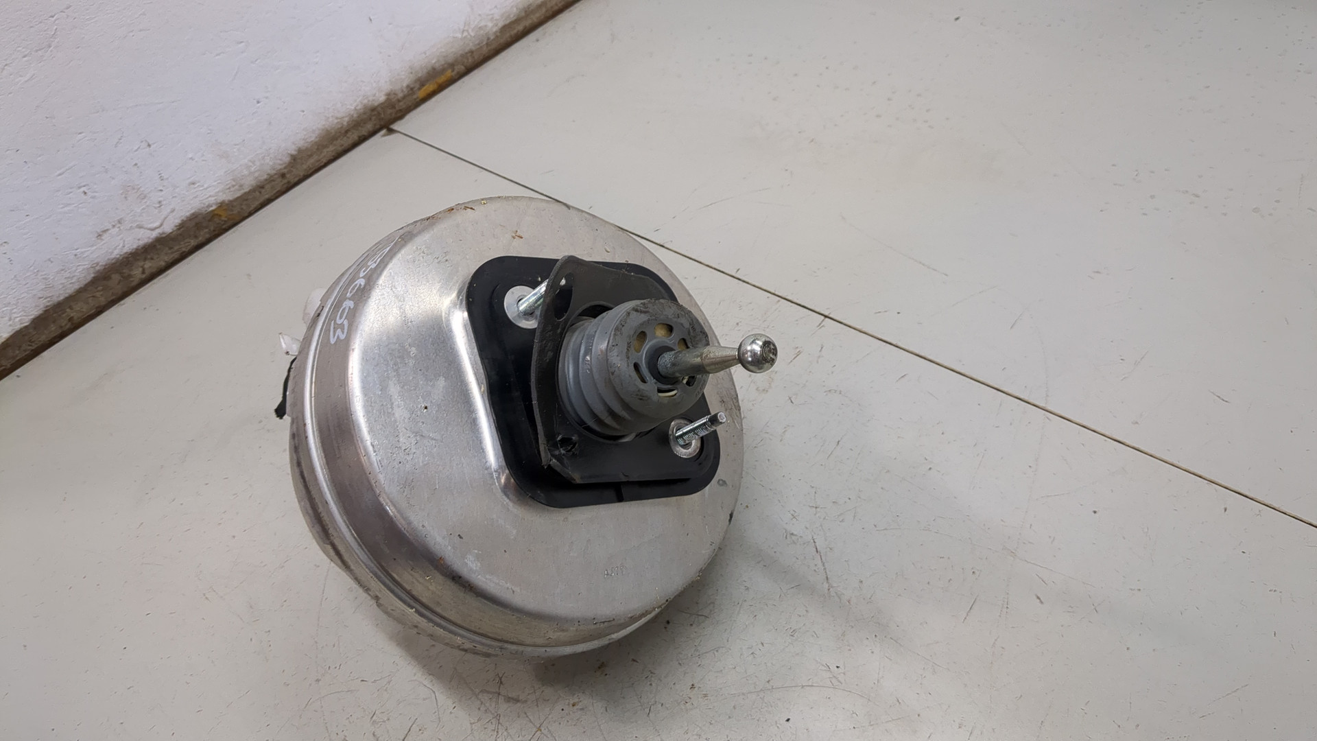 Цилиндр тормозной главный