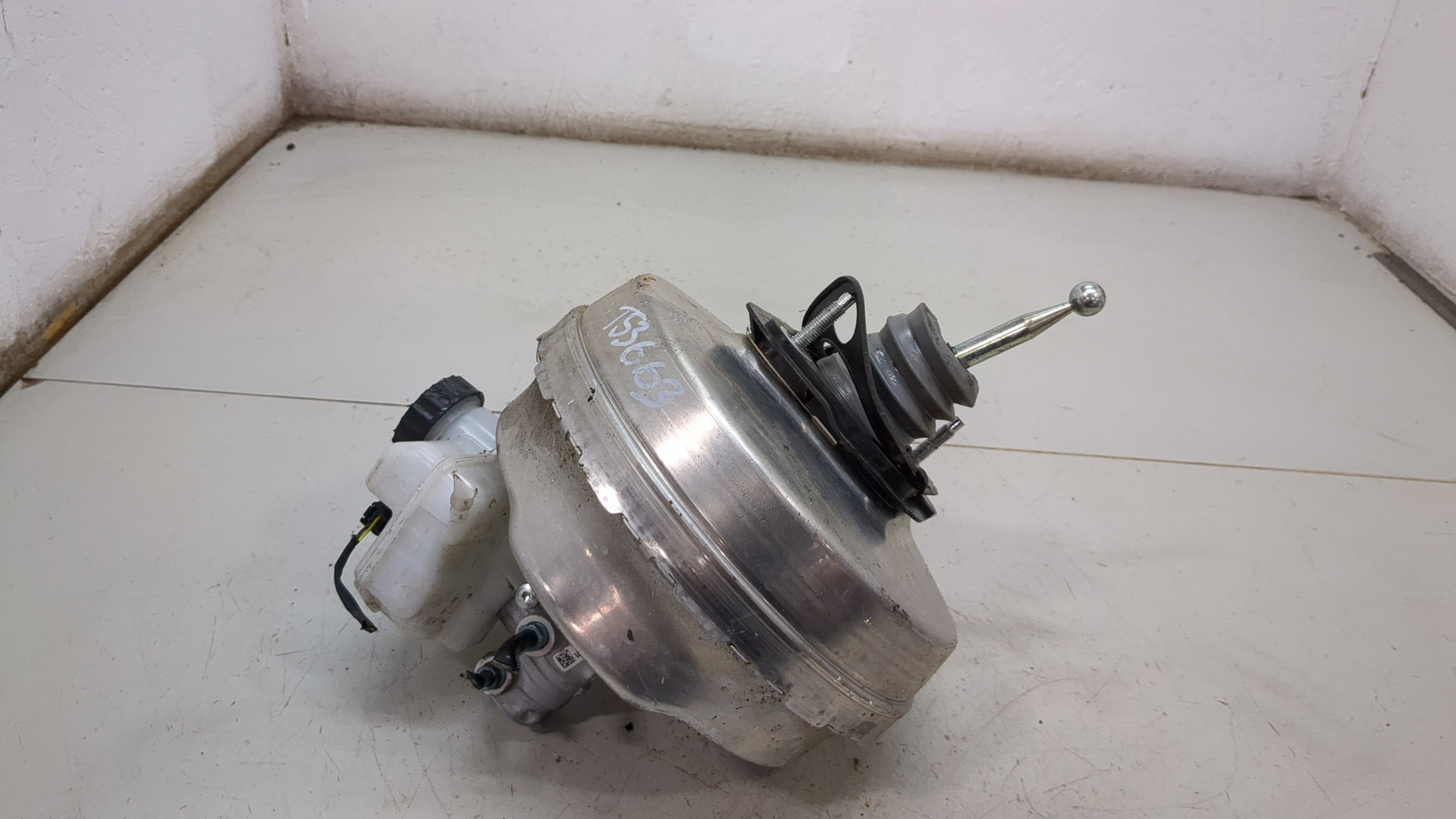 Цилиндр тормозной главный