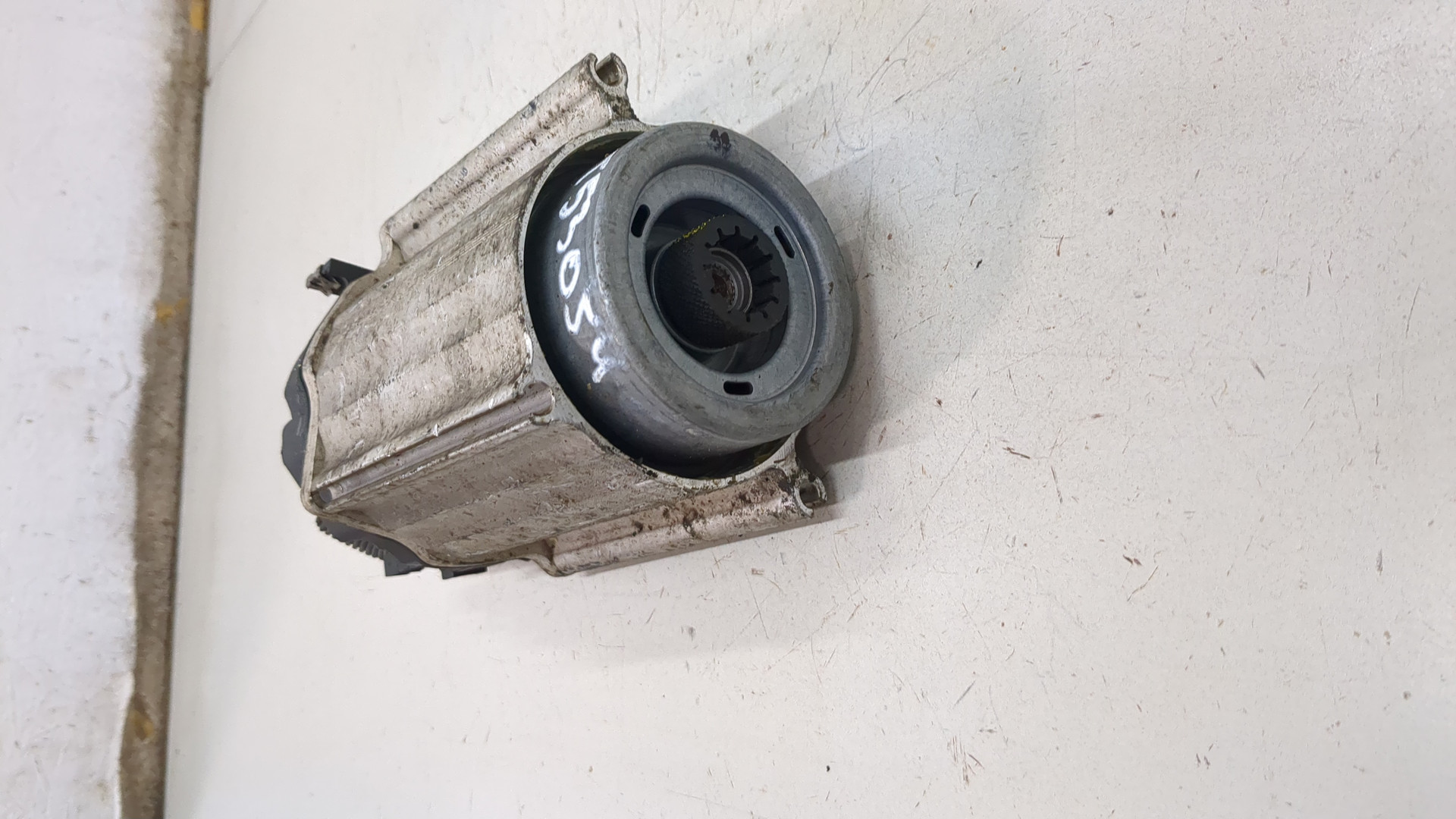 Серводвигатель рулевой рейки