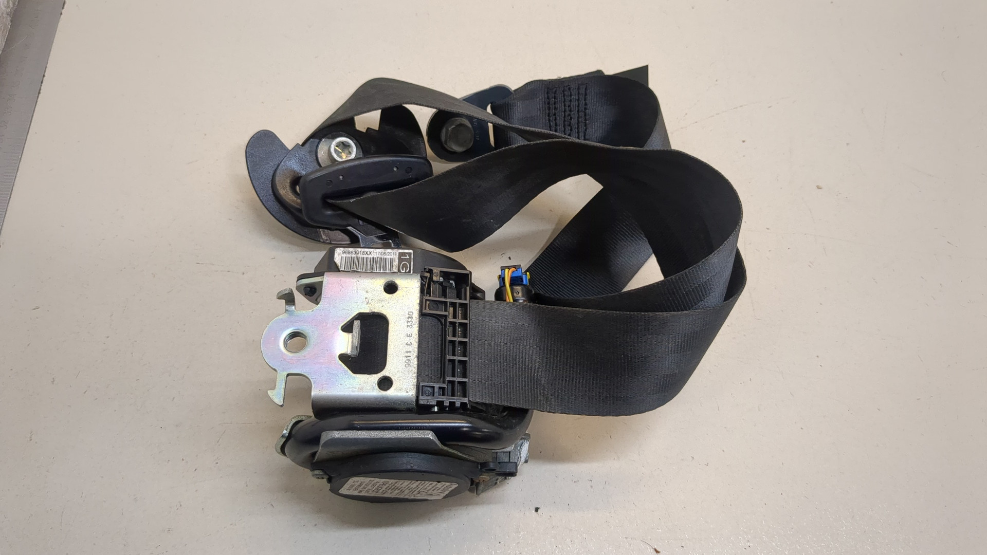 Ремень безопасности