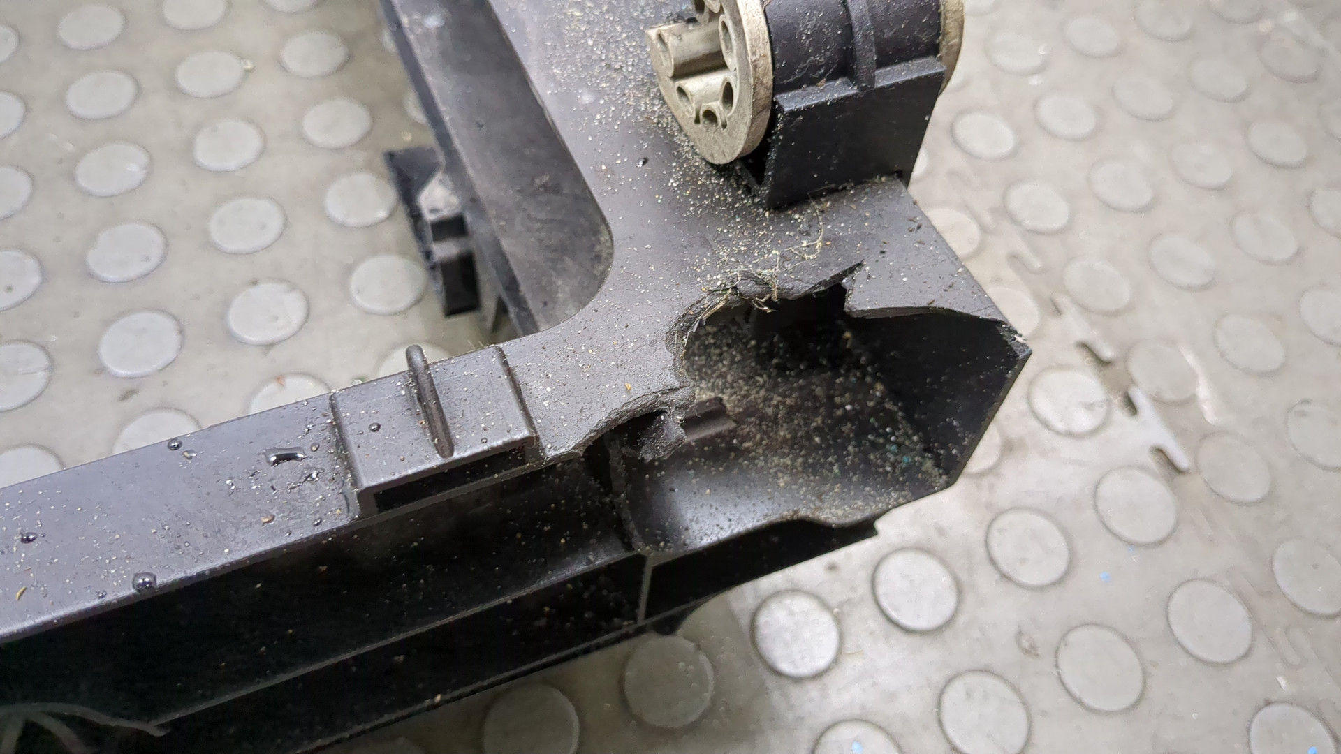 Диффузор вентилятора