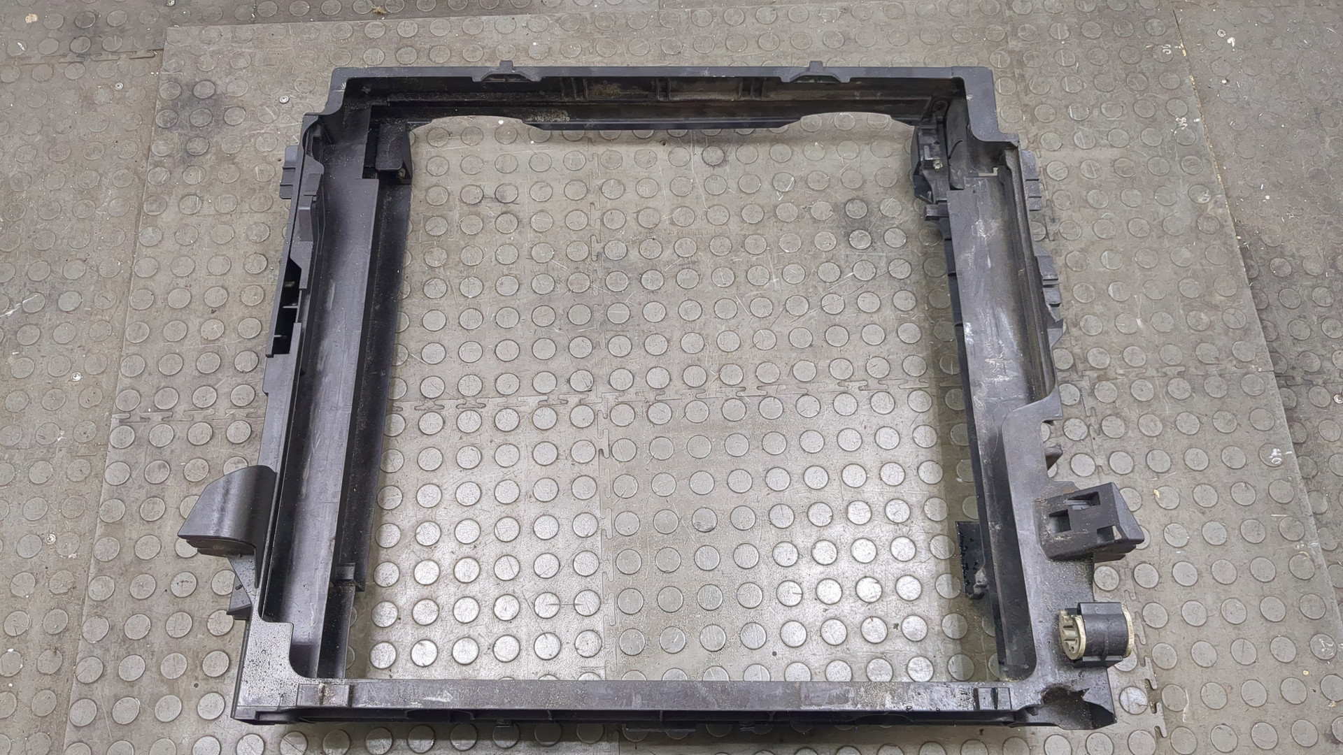 Диффузор вентилятора