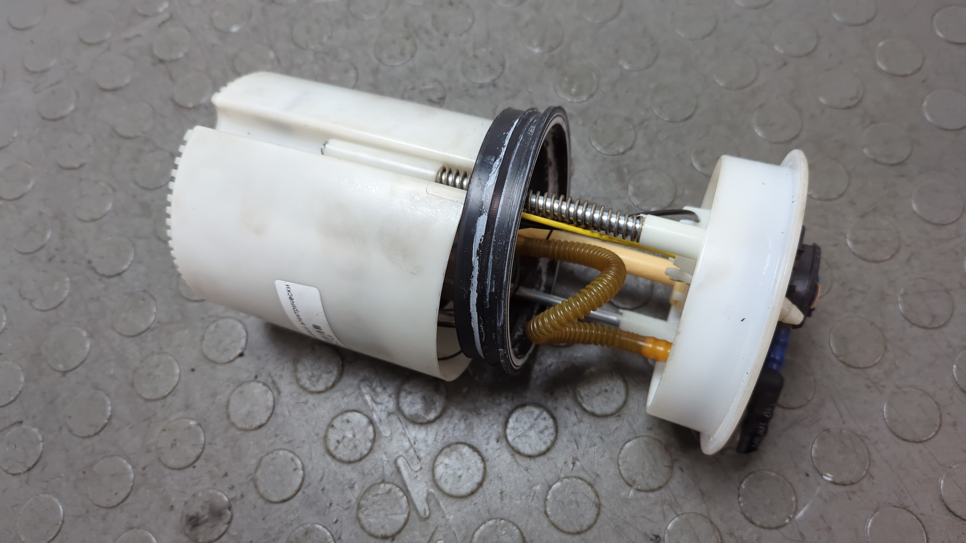 Насос топливный электрический