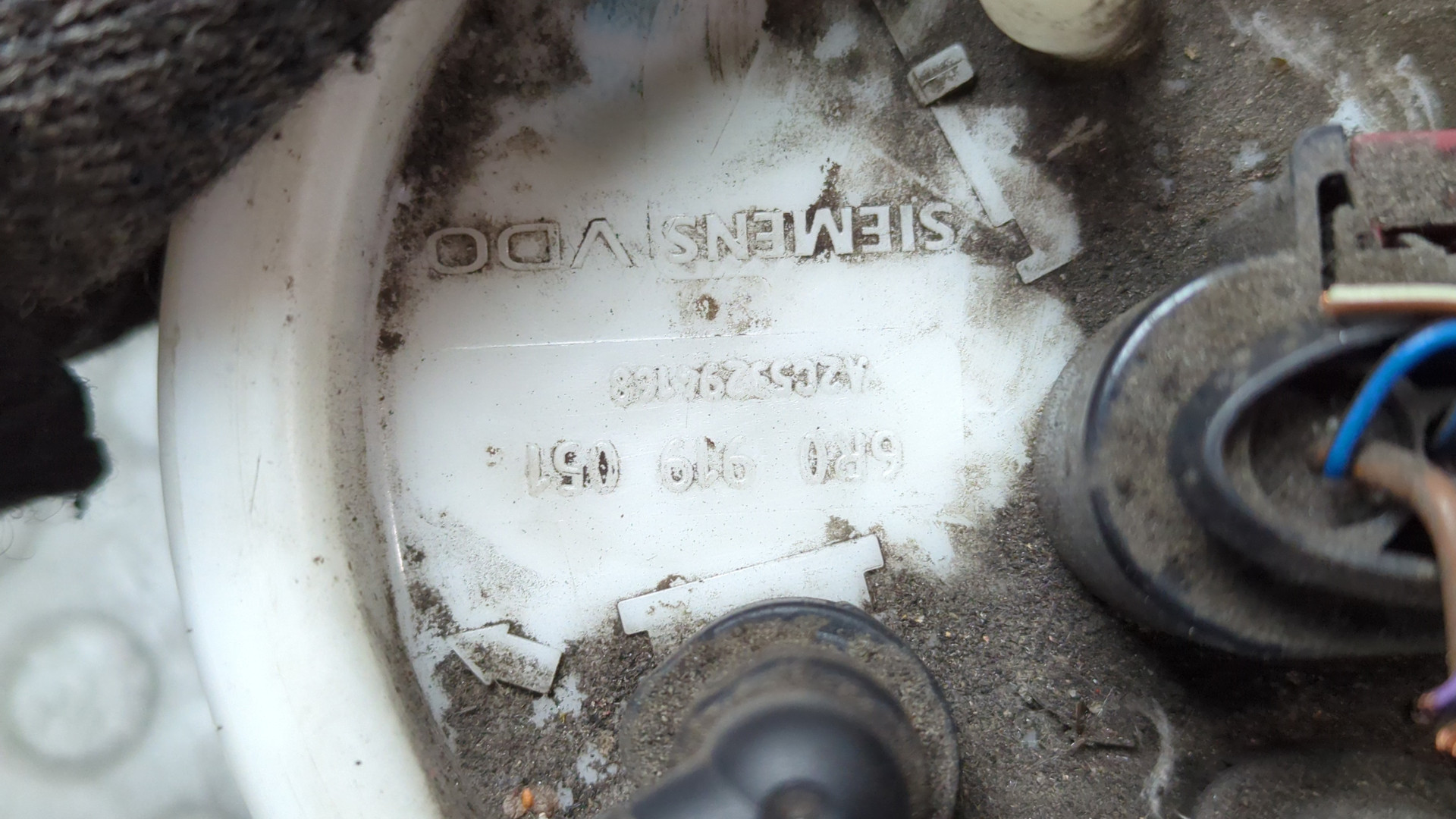 Насос топливный электрический