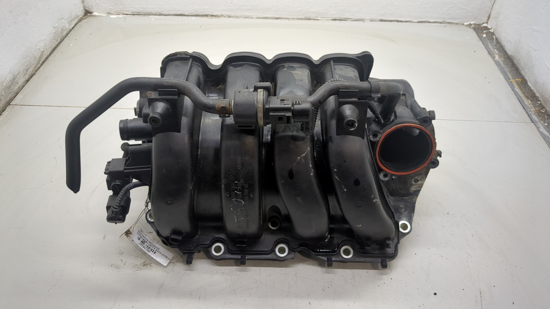 Коллектор впускной