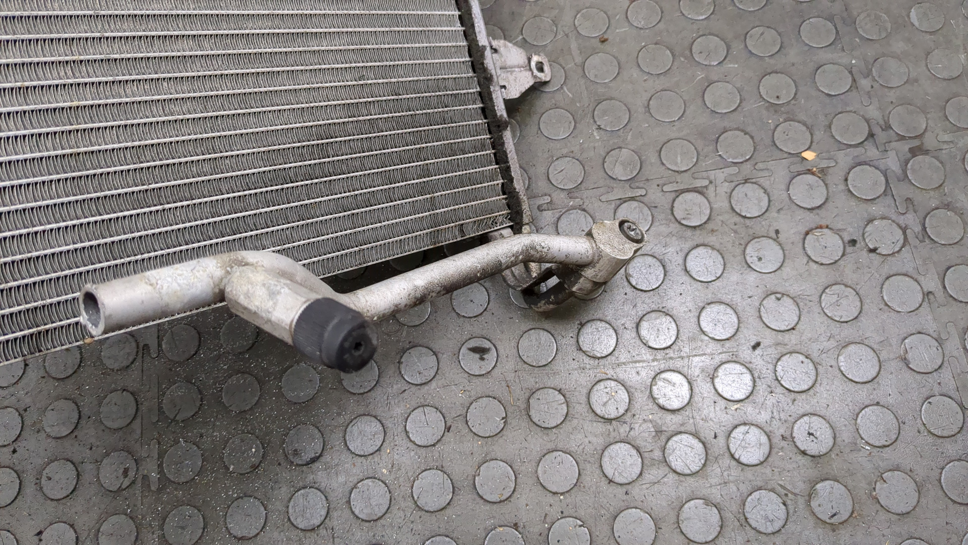 Радиатор кондиционера / конденсер