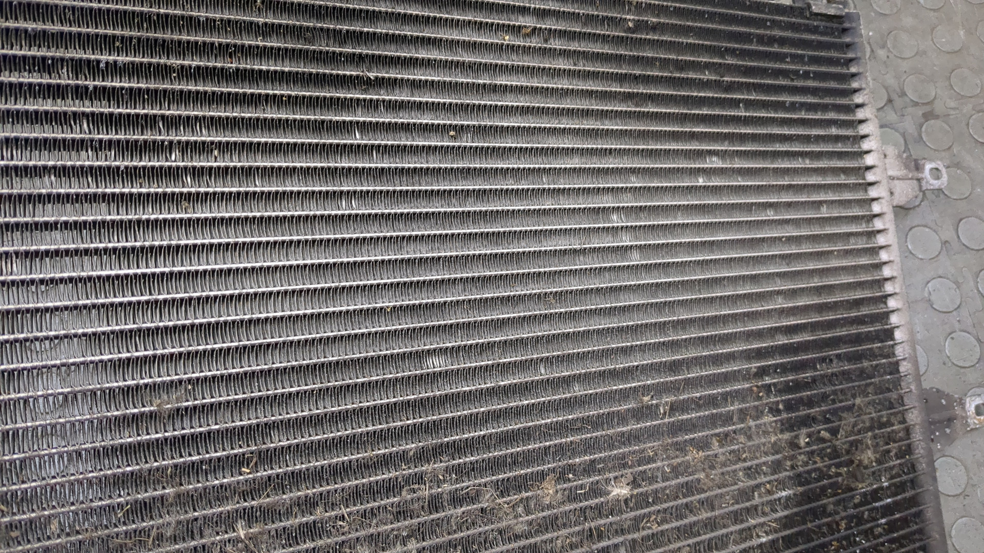 Радиатор кондиционера / конденсер