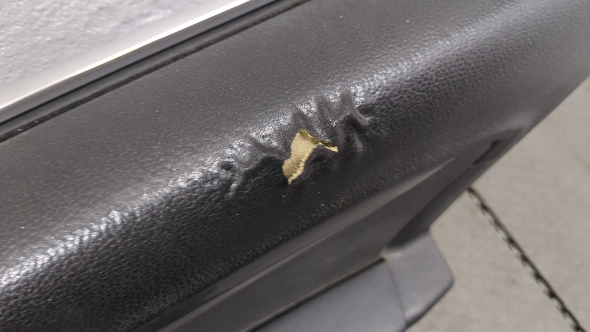 Дверь передняя правая