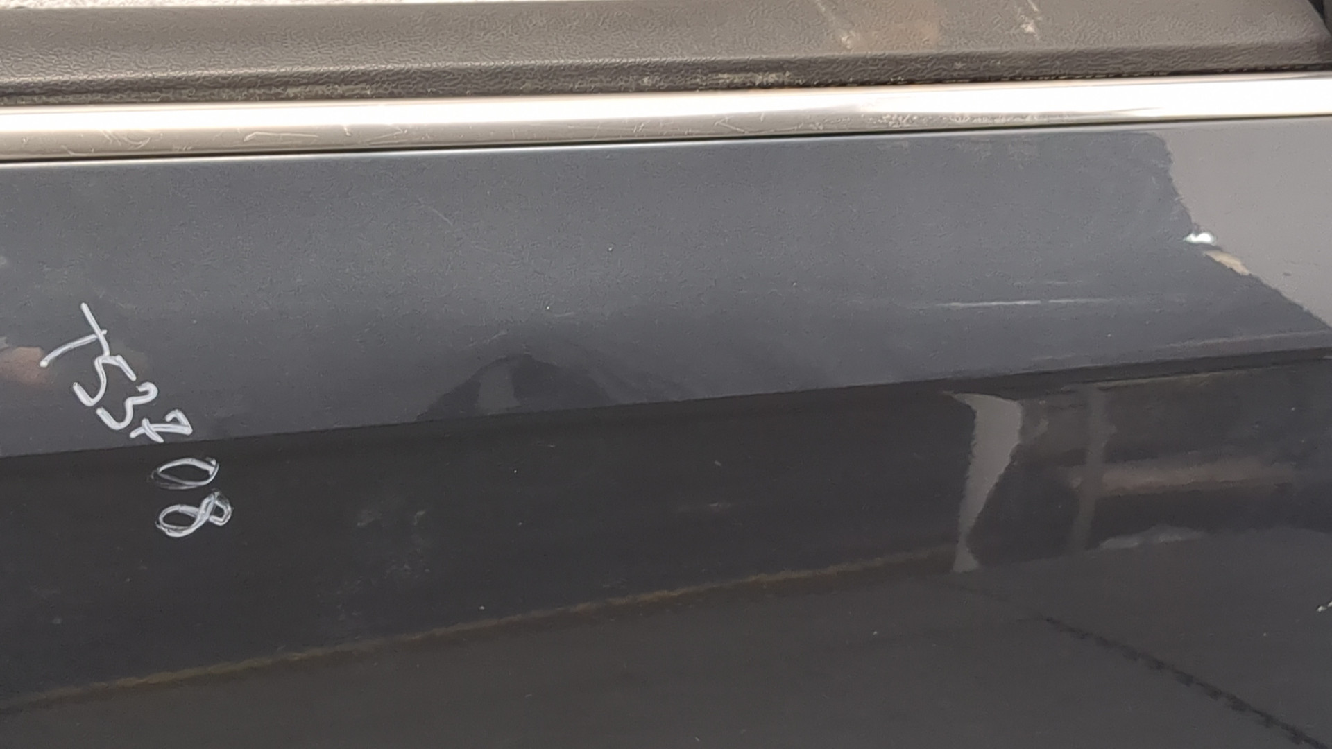 Дверь передняя правая