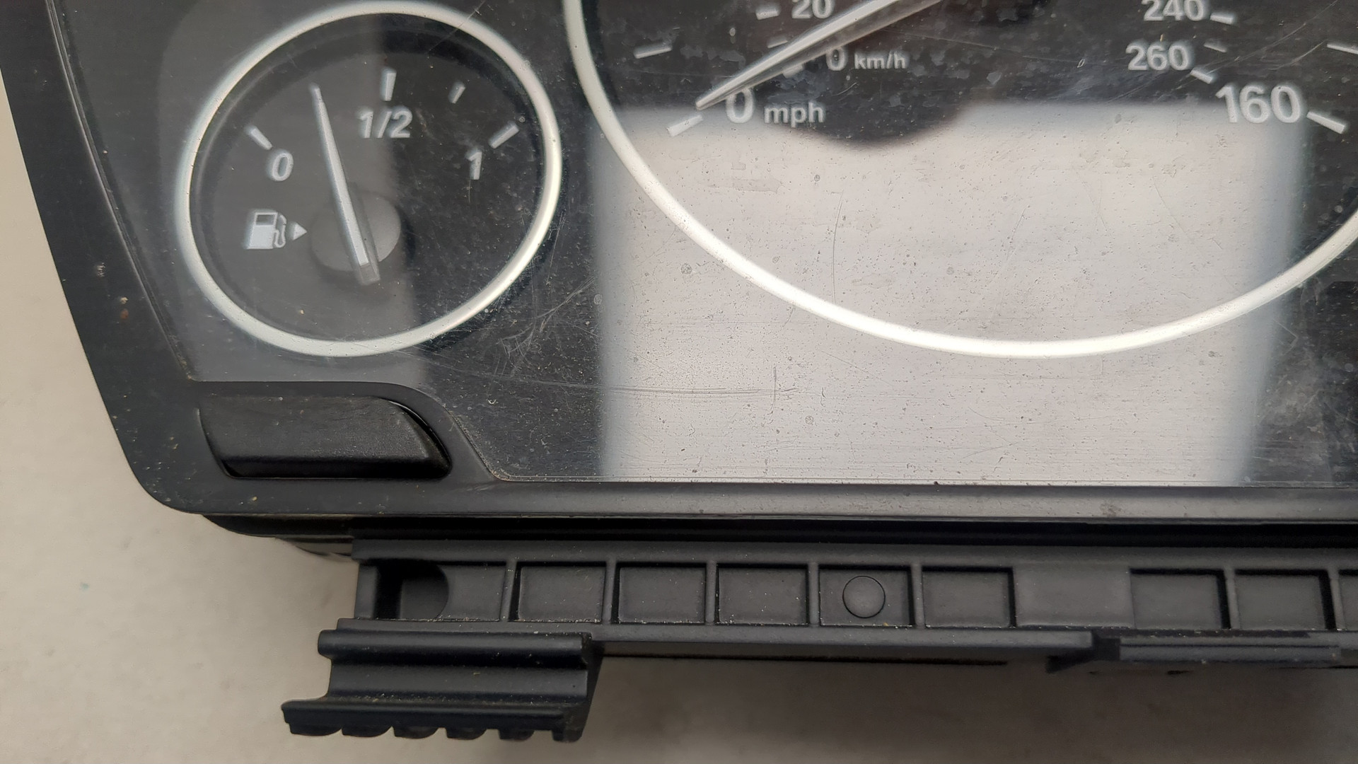 Панель приборов