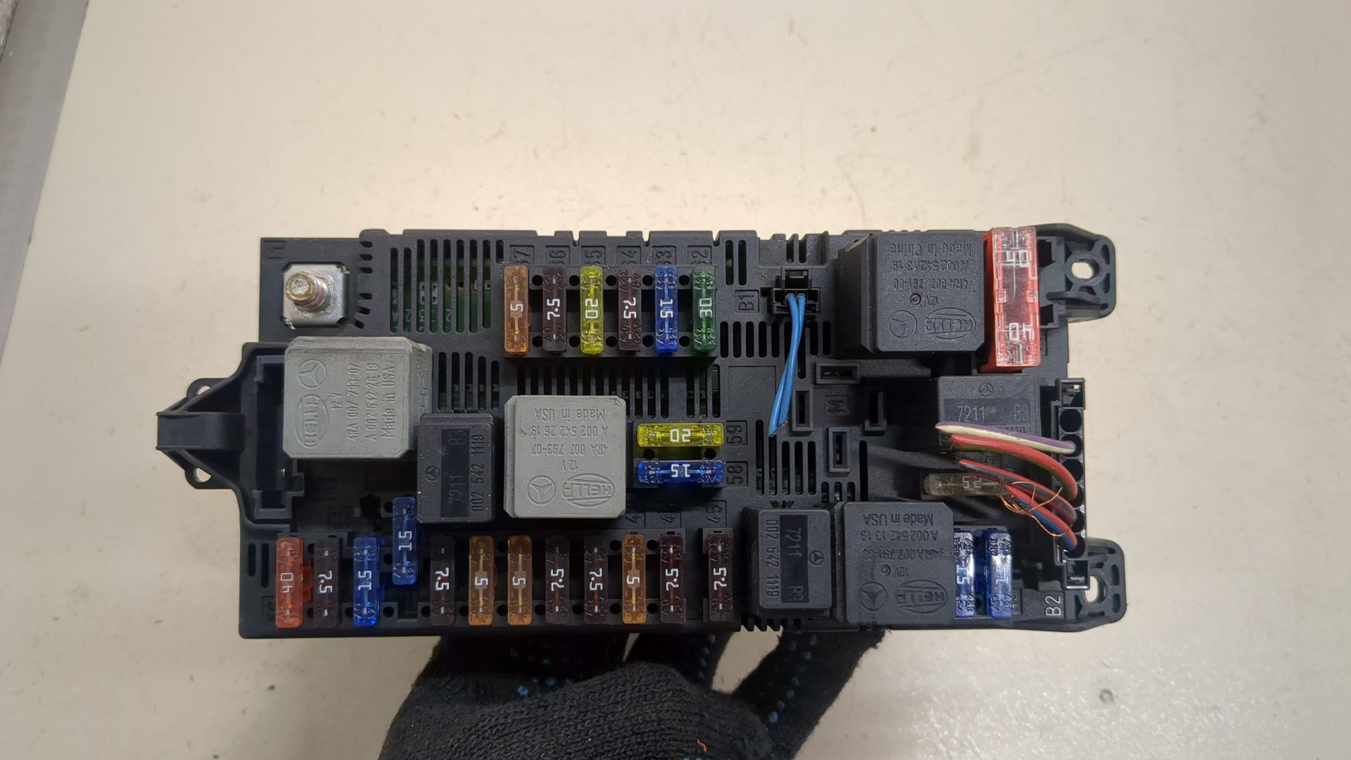 Блок предохранителей