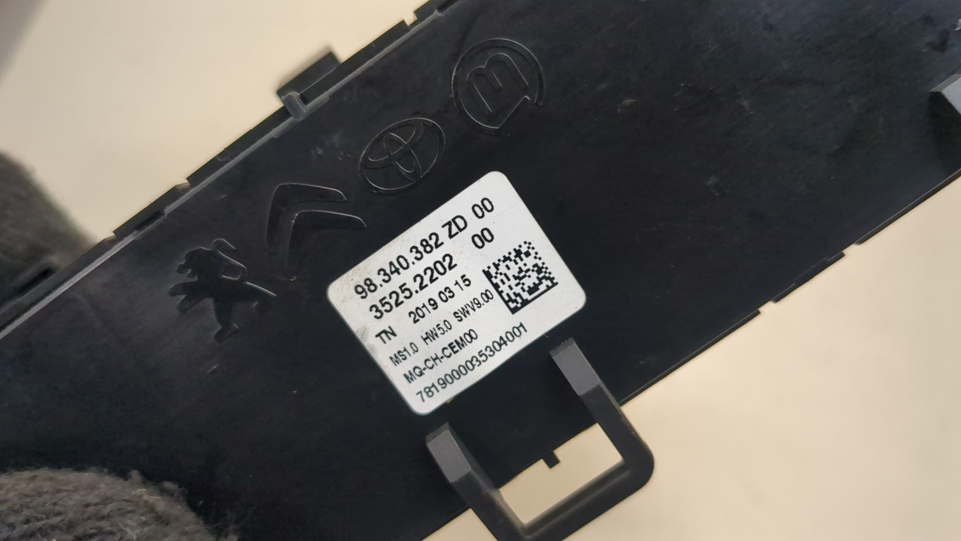 Переключатель отопителя