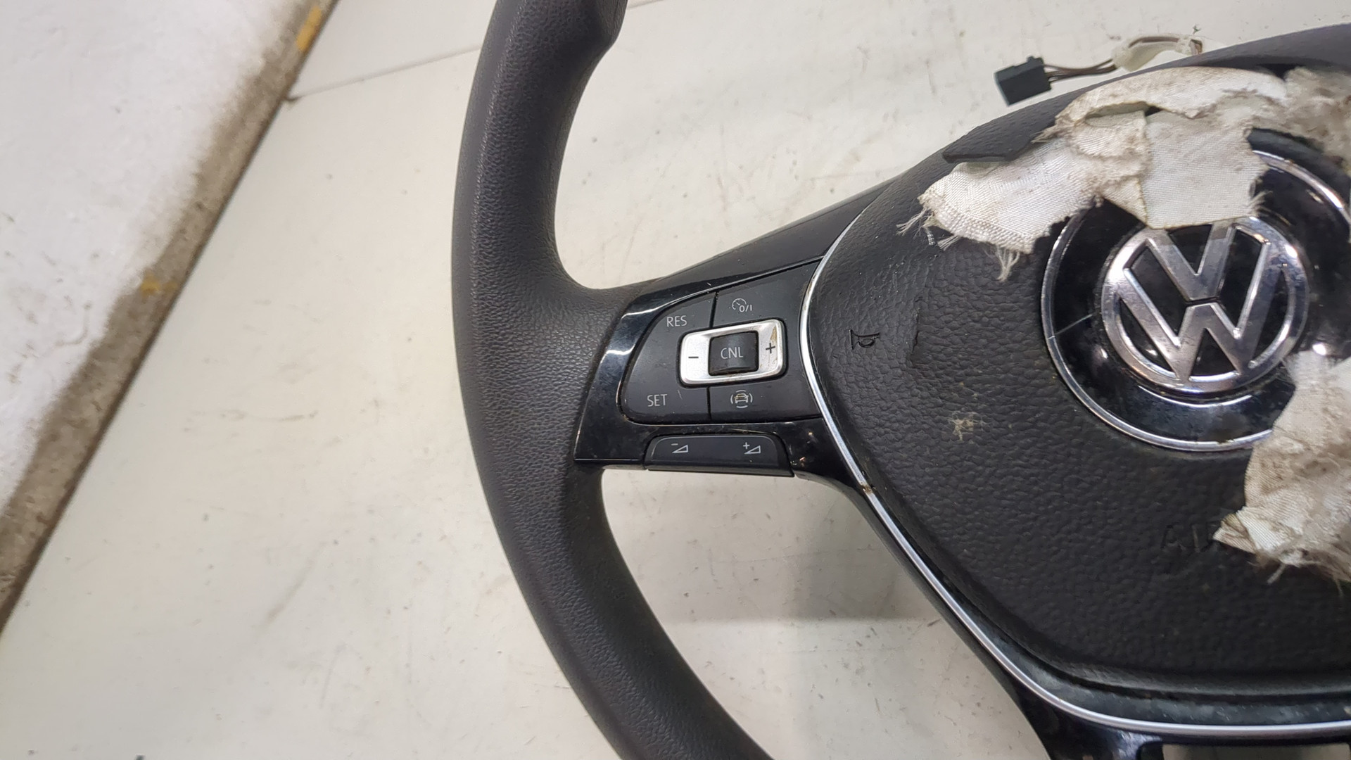 Рулевое колесо (руль)