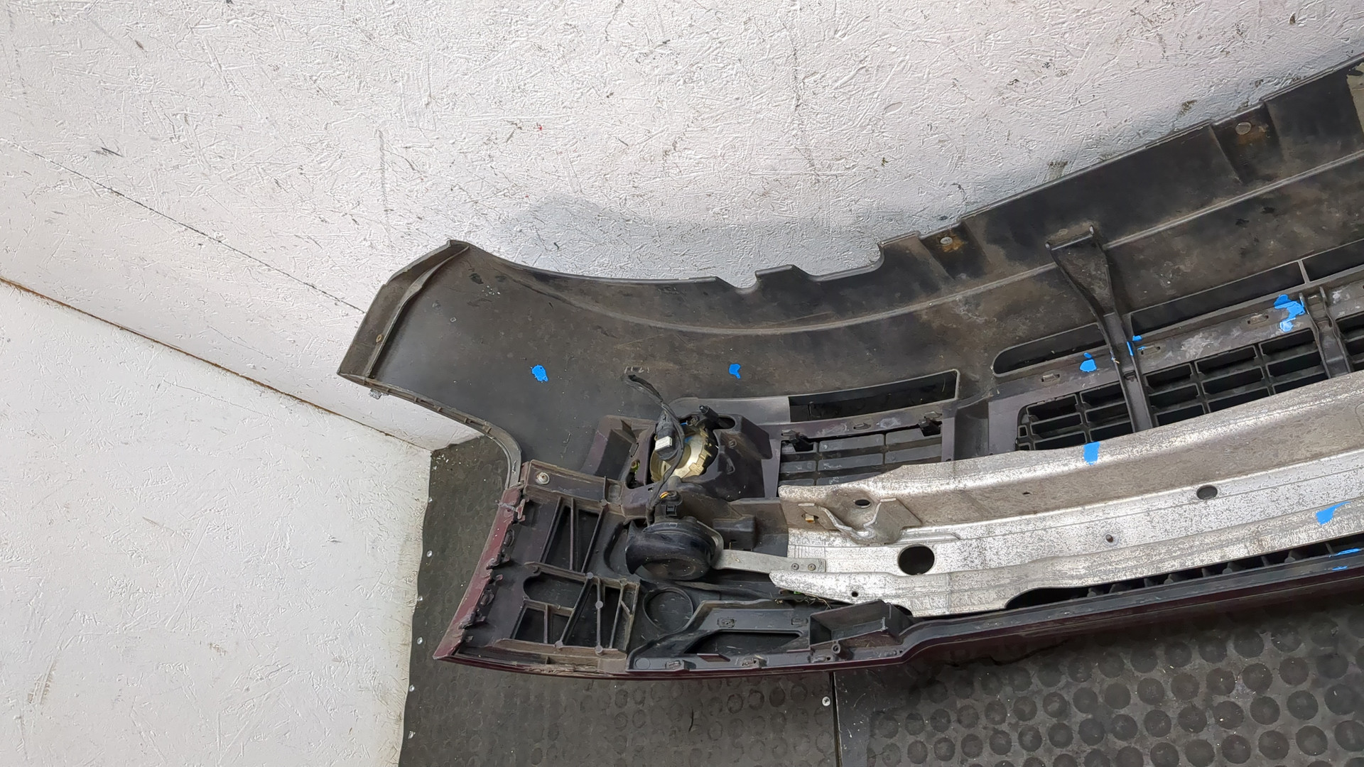 Бампер передний