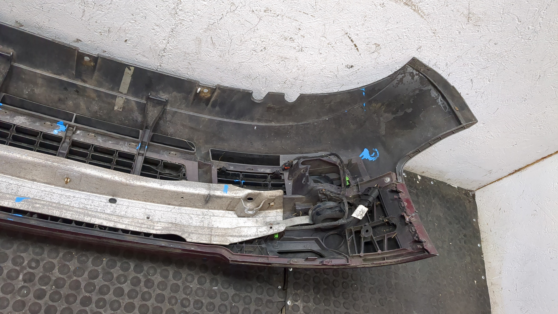 Бампер передний