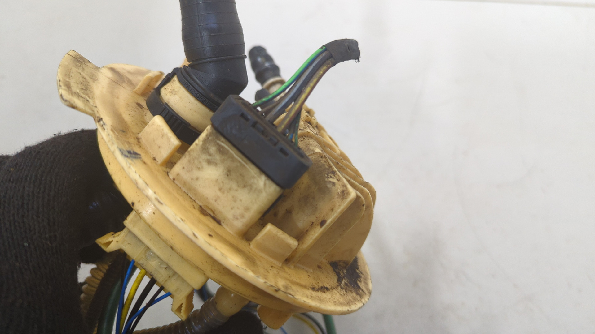 Насос топливный электрический