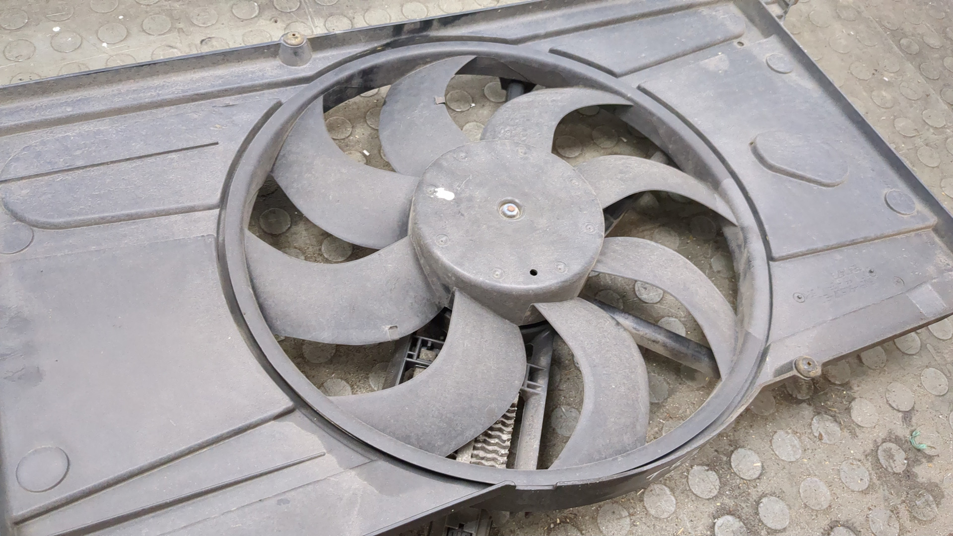 Вентилятор радиатора